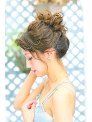 結婚式二次会に♪ルーズ☆お団子スタイルヘアセット