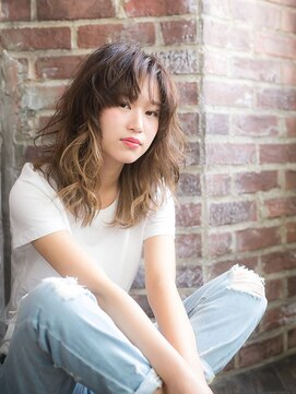 オーブ ヘアー アクネ 長岡京店(AUBE HAIR acne) 不揃いウェーブで遊びを加えたニュールック