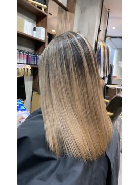 ラフ(LAFF) #黒髪#ボブルフ#ネビージュ#小顔#ワンレン