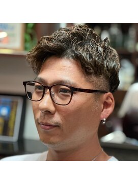 ケースタイル 水道橋店(K-STYLE) 2ブロックビジネスアップバンク束感ショートパーマ