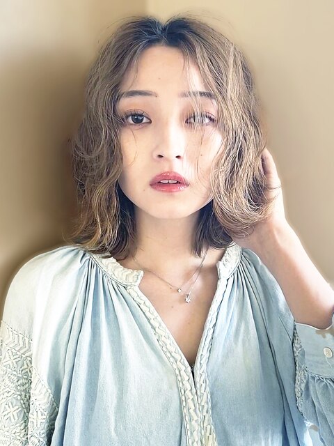 20代30代大人かわいいモカベージュナチュラルロブヘアー美肌