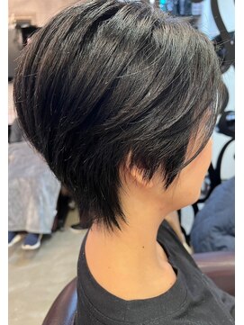 OHI 赤羽店 【前下がり/ウルフショート】くびレイヤー40代50代