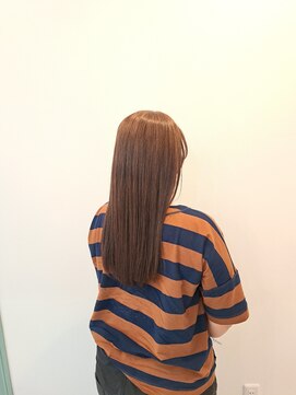 カラ(Cara) 艶髪ストレート♪