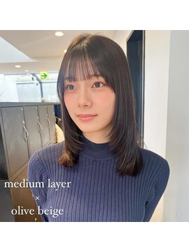 トレス(TRESS) ミディアム　顔周り　レイヤー　オリーブカラー　表参道　原宿