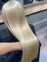 ベレーザ 渋谷(BELEZA) 16701抜きっぱなしブロンドハッシュカットホワイトブロンド