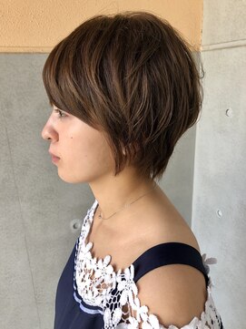 サロンドボウテ(salon de beaute') 大人可愛いショートボブ☆