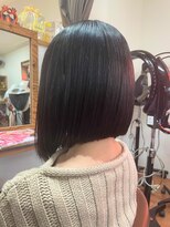 クネア(kunea)&nbsp;前下がりボブ/暗髪/大人ショートボブ
