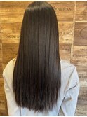 黒髪ロングストレート×暗髪