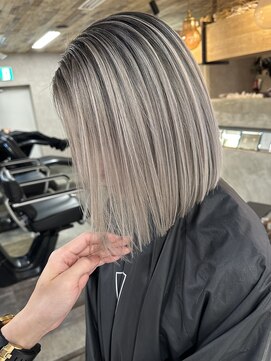 ネハス(nehus.) ボブ×シャドウ/ブリーチ/前髪/イメチェン/こなれミディ