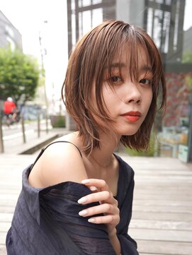 ニコ トウキョウ 渋谷(nico TOKYO) ミディアムレイヤーボブ顔まわりレイヤー透明感ベージュ