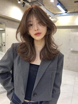 サイン 表参道(SIGN) 韓国ヘアグレージュカラーブリーチ無し髪質改善イヤリングカラー