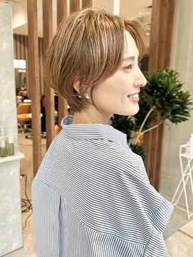 ビュートリアム 南青山(BEAUTRIUM) 大人ハンサムショート前髪なしショートショートヘア30代40代