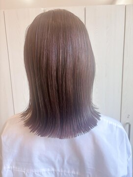 ラテ アトリエ(latte atelier) ラベンダーミルクティー/ナチュラルストレート/似合わせカット