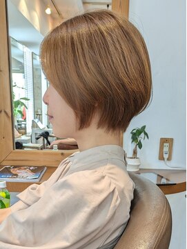 ヘアスタジオルース(HAIR STUDIO LUZ) 40代50代60代の大人ボブ/白髪ぼかしハイライト/堀江/北堀江