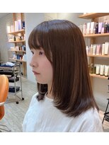 アヴァン(avan.)&nbsp;ミディアムローレイヤー【朝霞美容院HairSalon avan.】