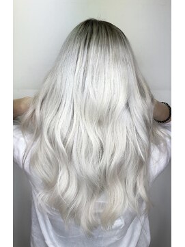 トニーアンドガイ 広尾店(TONI & GUY) ホワイトブロンド