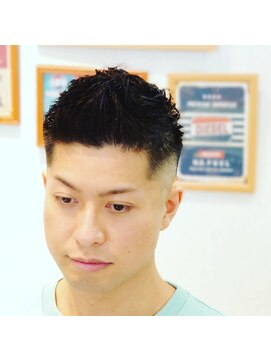 ブルートバーバーショップ(BLUET Barber Shop) フェードスタイル