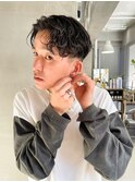 センターパート パーマ 刈り上げ 黒髪