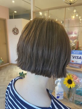 ラトット(Latot) 切りっぱなしボブ