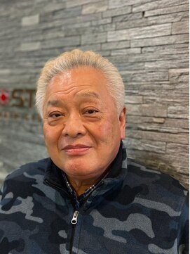 ケースタイル ヘアスタジオ 有楽町本店(K-STYLE HAIR STUDIO) バックスタイル/白髪ヘアー/ショート/毛流れ/ビジネス/スーツ