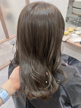 ロミバイリー(Romi by Lyee) オリーブグレージュ