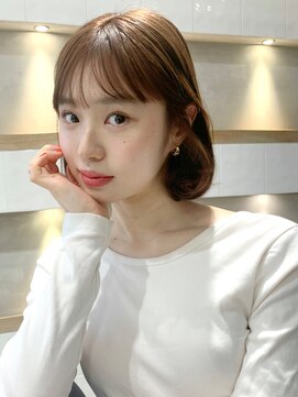 アリュウル 表参道(ALLURE) 韓国ボブ タンバルモリ 切りっぱなしボブ 耳掛けボブ 外ハネボブ