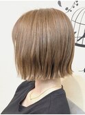 切っぱなしミニボブ×キャメルベージュカラー