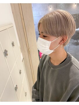 フリーラ 表参道(freera) メンズシルバーカラー