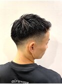 爽やか好印象◎短髪フェード刈り上げ簡単立ち上げアップバング