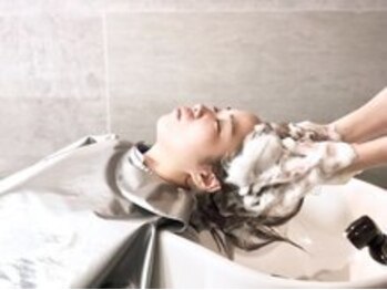 ナチュラル 美田園店(Natural)の写真/【美田園】大人女性に大人気のヘッドスパで効果を実感【美髪セラピー】で根元から髪質改善!