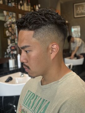 エルエー バーバーショップ 草津店(L.A BARBERSHOP) 店長【橋本】サイドパート×パーマ