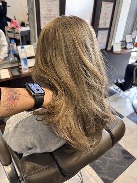 ヘアーズ マーブル(hairs MARBLE) ミルクティ/Wカラー/髪質改善/レイヤー/ハッシュカット