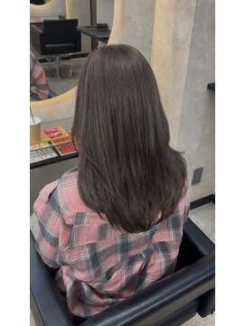 ベルライズアカデミー(BELRIZE Academy) 暗めでも柔らかく見えるグレージュカラー