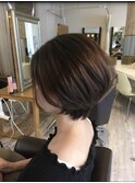 ショートボブ