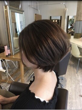 ウィービーパセリ atre川越店(WE BE PARSLEY) ショートボブ