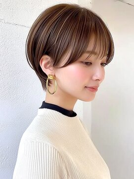 アビリタ(abilita) ショート 耳掛け 顔周りカット 前髪 ベージュ 透明感 30代40代