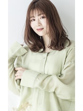 ヘアーメイク シーフォー(C4) おとなミディアム