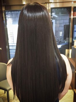 ヘアーハルレ(HAIR halre)の写真/30代からのヘアケアで髪質改善♪傷んだ髪にツヤと潤いを与え、手触りの良い滑らかな質感へ導きます◎