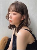 流れる顔まわり×柔らかベージュ