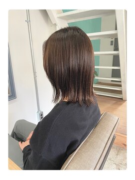 リブインクローバー デザインラボ(Live in Clover design lab) 外ハネスタイル！