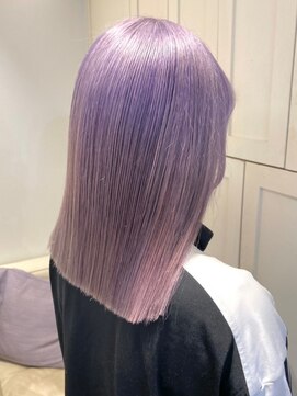 ベレーザ 渋谷(BELEZA) 3697ニュアンスカラーホワイトラベンダーぱっつん前髪艶髪ロブ