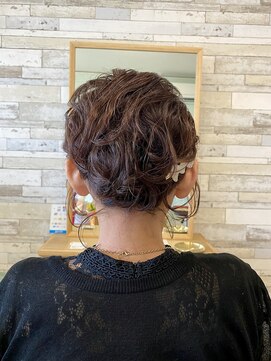 コティヘアー(koti hair) ショートヘアのふわふわアップスタイル