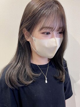 トリコ ショップアンドヘアサロン(tricot shop hair salon) オリーブカラー／シースルーバング