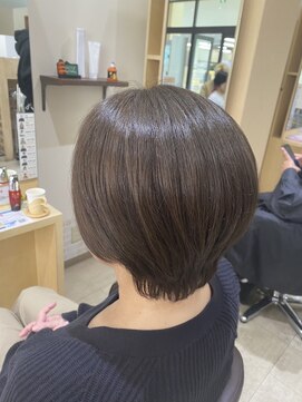 デザイニングヘアードゥ(designing hair Deux) レディースシルクショートボブ【ショートボブ/ナチュラル】