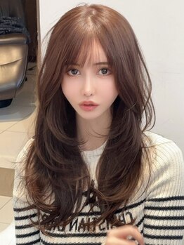 ローレン(Rollen)の写真/経験豊富なスタイリストが創るトレンドのレイヤースタイル!骨格に合わせた黄金比レイヤーで一気に垢抜け！