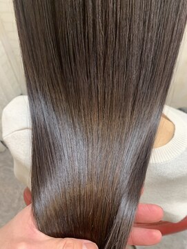 ロマンヤカタ ファース(ROMAN YAKATA fars) 髪質改善 ウルトワトリートメント うるさらヘア@田代3/21