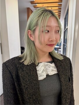 ローネス(LONESS) 切りっぱなしボブ　姫カット　外ハネボブ　ハイトーンカラー