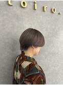 乾かすだけでまとまるショート×グレージュ