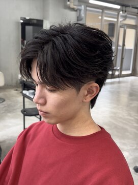 エデアンルクラ 下通(EDEAN Leclat) 熊本フェザーパーマ フェザーショート ナチュラルセンターパート