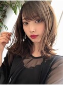 小顔ミディアムレイヤー